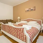 With 2 Bedrooms Ferienhaus