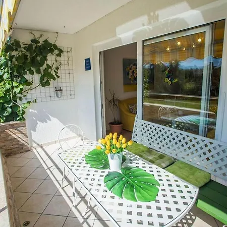 With 2 Bedrooms Ferienhaus
