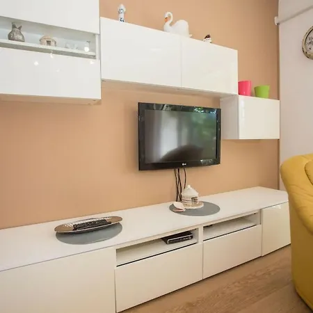 Holiday home With 2 Bedrooms *