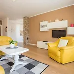 With 2 Bedrooms
